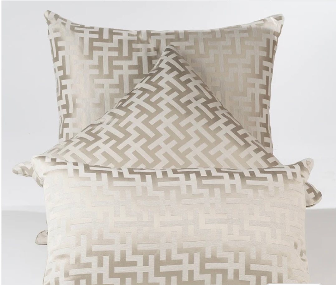 TRIS CUSCINI ARREDO TRENDY 40X40/50X50/30X50 - VIA ROMA 60