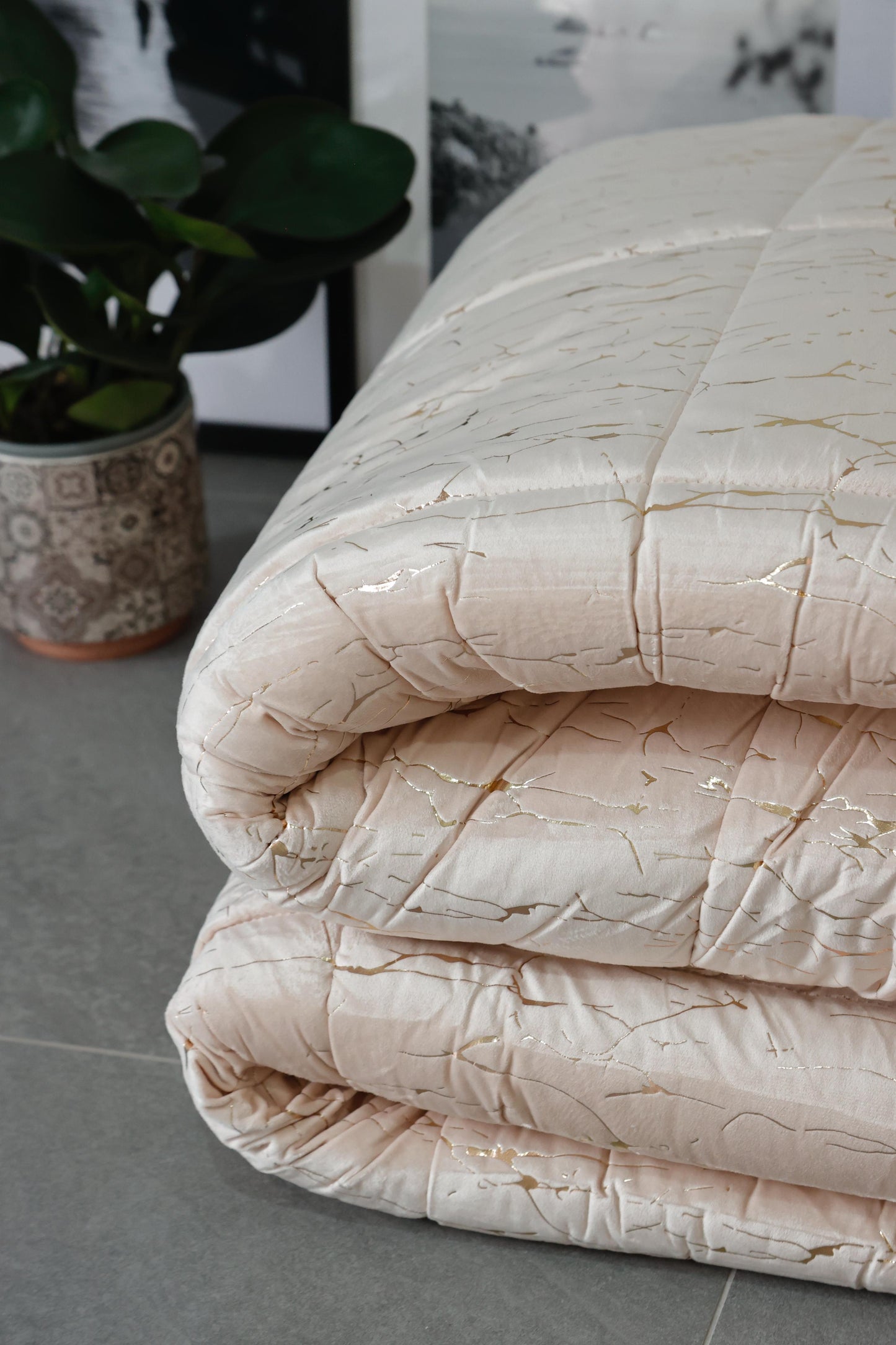 Carrara Papalina Double Quilt